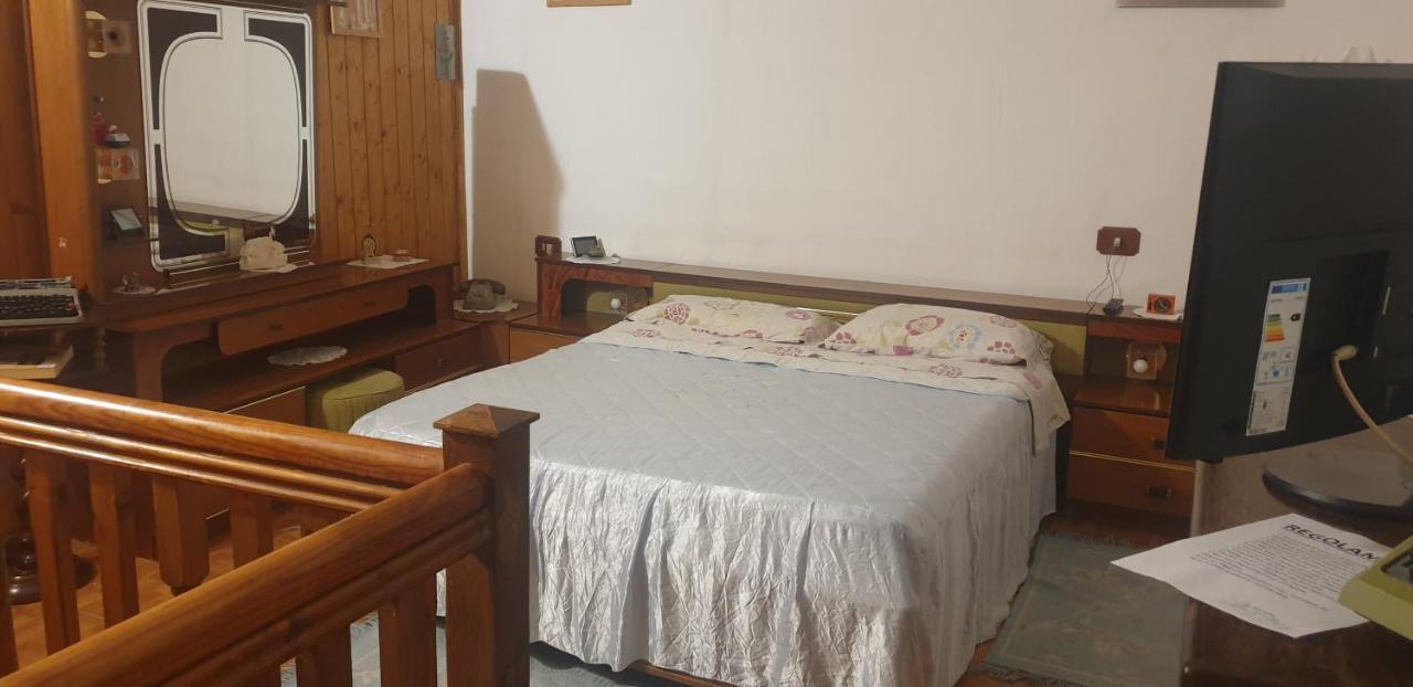 Casa Vacanze Mingos Lodio Di La Carpineta Экстерьер фото